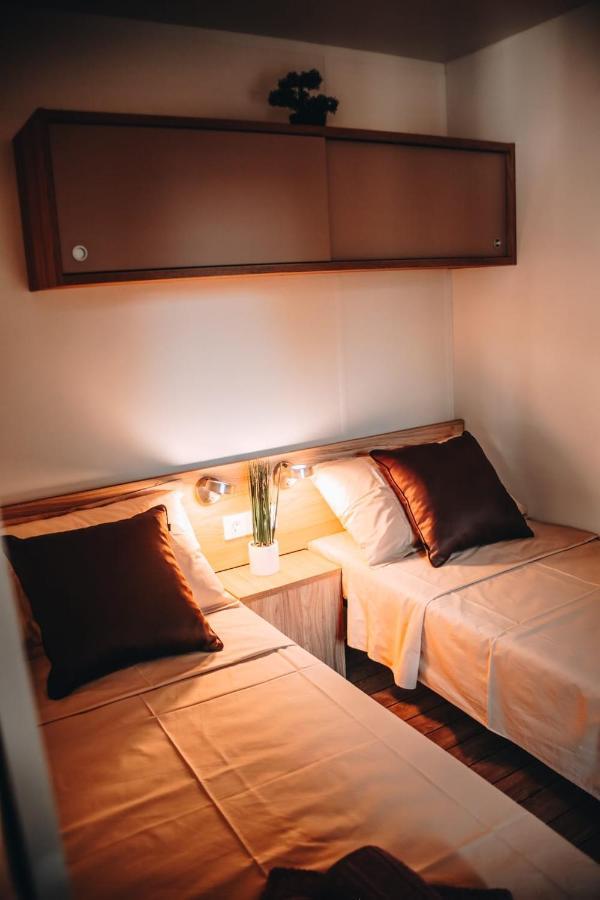 Mobile Home Kailani Nr 121, Camping Porton Biondi Rovinj Luaran gambar